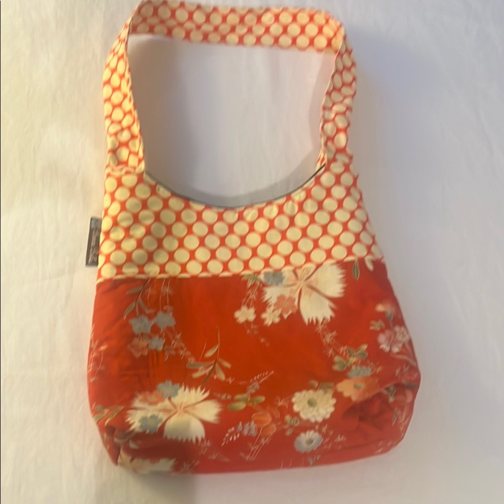 NWOT-Borsa Bella Vibrant Orange and White Geometric Shoulder Bag